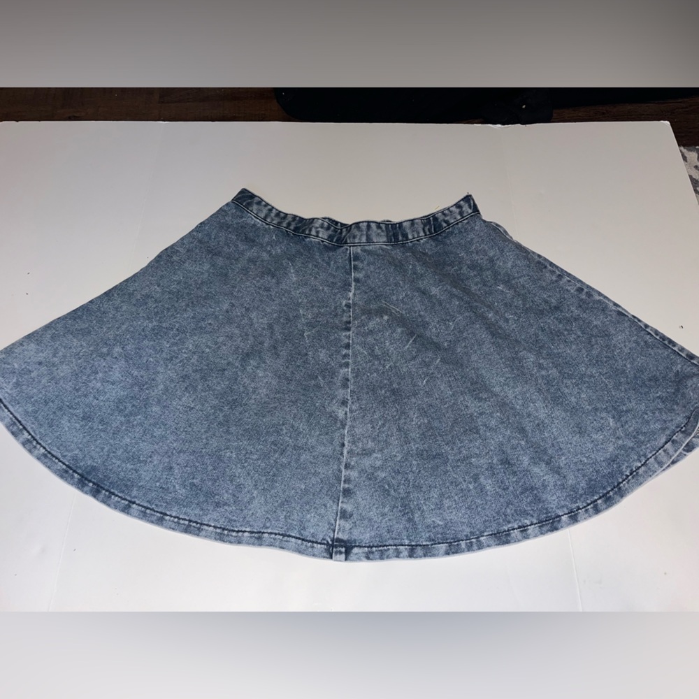 Skirt - Picture 3 of 6